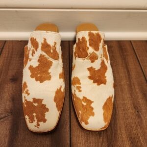 Crown Vintage Cow Mules Size 8.5